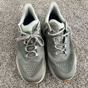Hoka Men's Gray Athletic Shoes